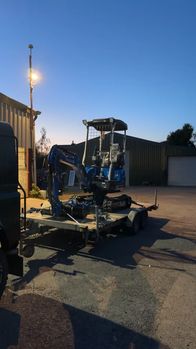 Rippa Mini Excavator