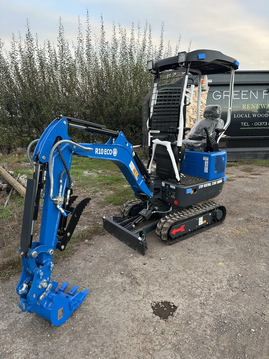 Rippa R10 Mini Excavator